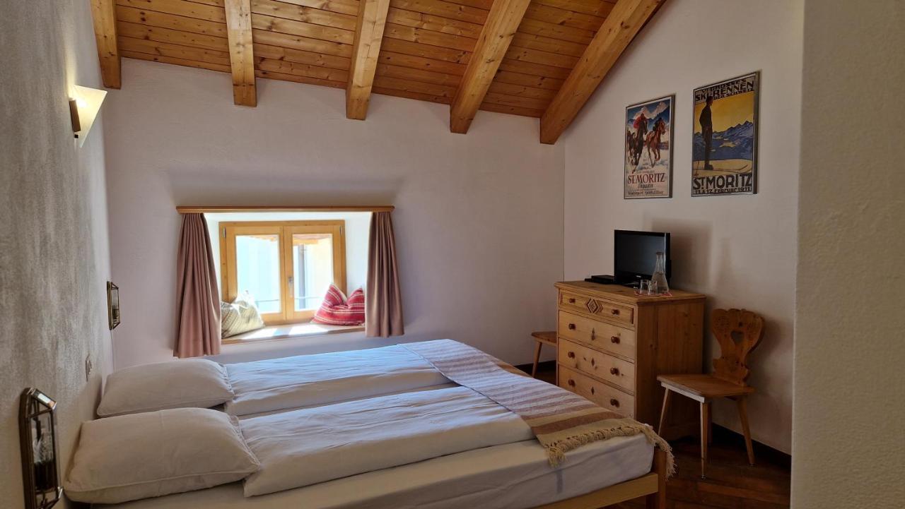 Weisses Kreuz - Crusch Alva Bed & Breakfast Samedan Exterior foto