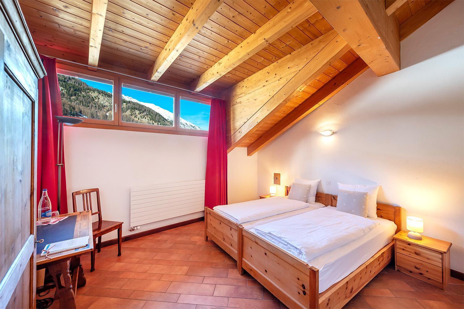 Weisses Kreuz - Crusch Alva Bed & Breakfast Samedan Exterior foto